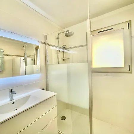 Vezelay, By Welcome To Apartment *