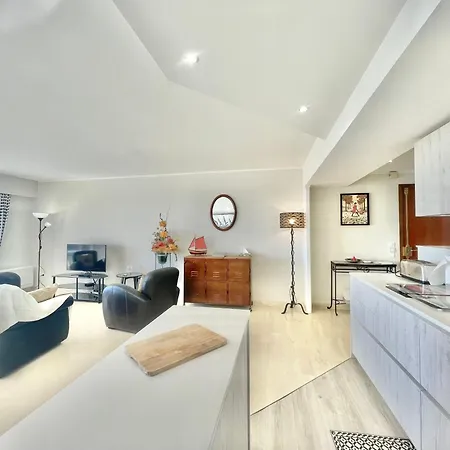 Apartment Vezelay, By Welcome To *